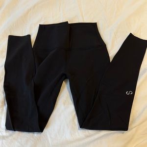 Curves N Combat Boots original “naked” legging.